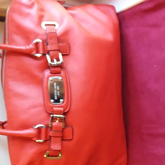 SOLD Michael Kors TravelBag Orange Leather XLarge Bag. Excellent Condition - Picture 2 of 14